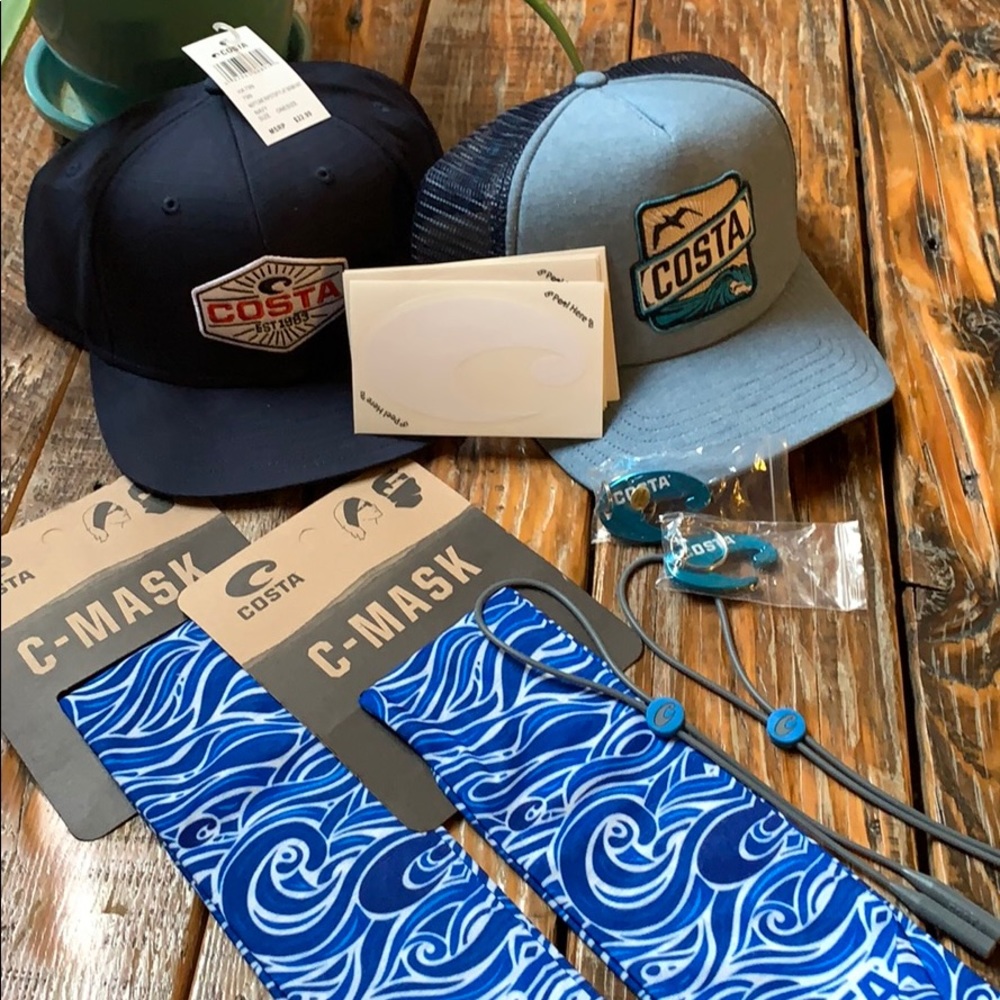 Costa Accessory Gift Pack
